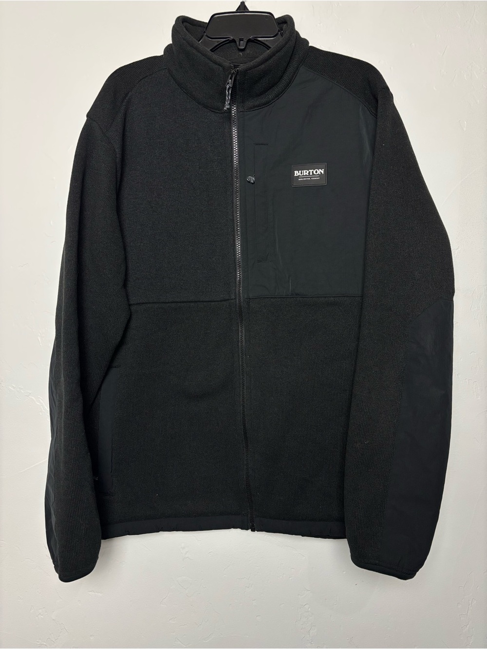 Burton Men’s Black Full-Zip Fleece Jacket Large Dalian